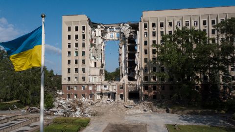 Російська армія знову вдарила по Миколаївській області: є жертва та постраждалі