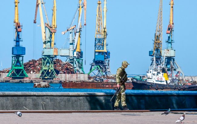 Путин поручил строить "курорты" на Азовском море: ЦНС объяснил цель диктатора