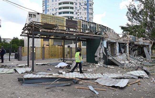 Ранковий ракетний удар по Харкову: серед постраждалих - дитина