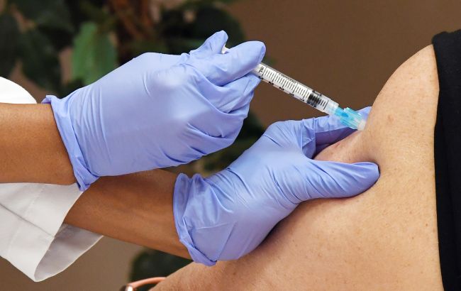 Вчені з'ясували, що вакцина від грипу може захисти від ще однієї хвороби