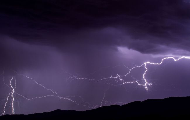 От пожаров до потопов. Где в Украине прогнозируют опасные природные явления