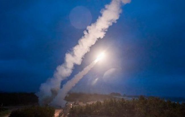 Росіяни обстріляли Нікопольський район: людей просять залишатися в укриттях