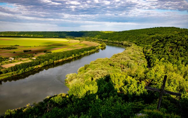 Молдова обмежить споживання електроенергії та води через посуху