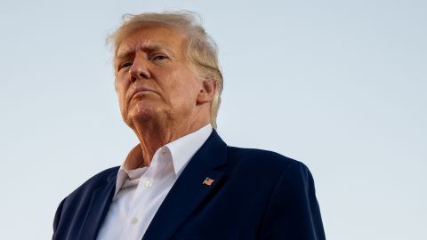 Трамп закликав до "негайного припинення вогню" та переговорів щодо війни в Україні