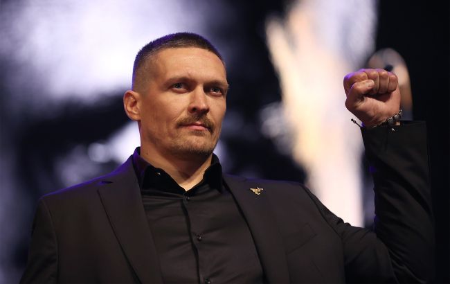 Усик поразил эффектным выходом на бой с Верховеном (видео)