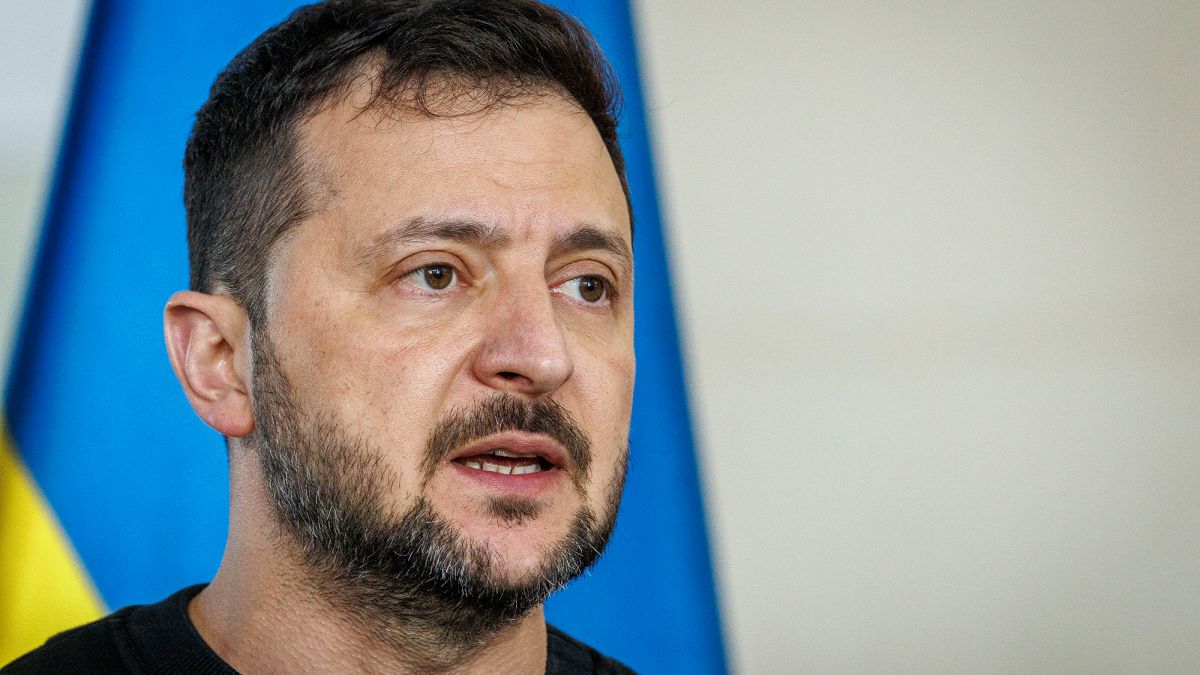 Зеленський розповів, скільки ракет, дронів та бомб запустила РФ по Україні за тиждень