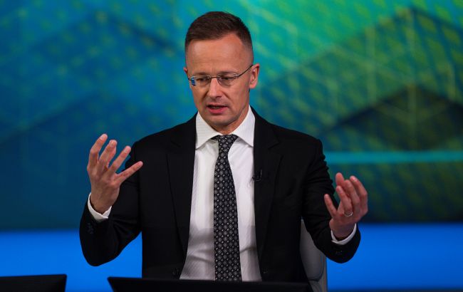 Сіярто накинувся на Зеленського зі звинуваченнями "у брехні", але зганьбився сам