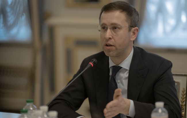 Кабмин сделал шаг к упрощению легализации иностранных добровольцев