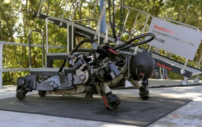 Фантастика воплощается в жизнь: военные Пентагона испытали мягкий экзоскелет