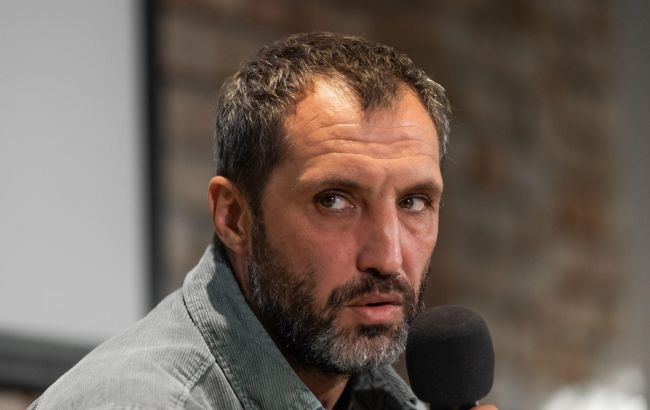 Врятував дитину з розстріляного авто: Погорілий розповів реальну історію з роману "Іловайськ"