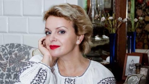"У вас есть ум?": Ирма Витовская обратилась к тем, кто смотрит российский сериал "Слово пацана"
