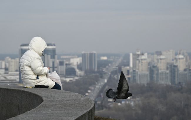 Весна посеред грудня. Синоптики дали прогноз на новий робочий тиждень в Україні