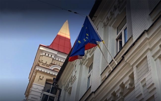 "Есть план действий". Дания и Чехия не исключают эвакуацию дипломатов из Киева, но есть условие