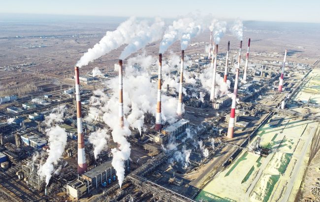 Астраханський газопереробний завод зупинився через удар дронів