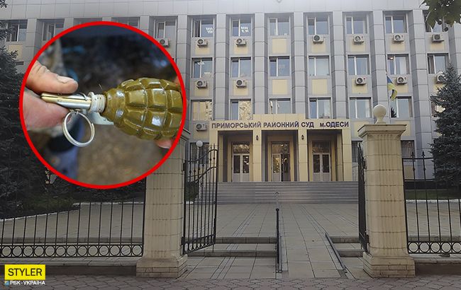 В Одессе мужчина в "клетке" хотел взорвать здание суда: видео с места ЧП