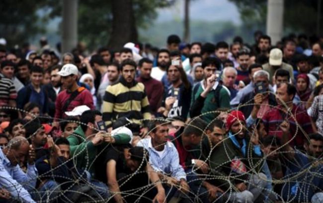 Мигранты попытались прорвать границу Греции с Македонией