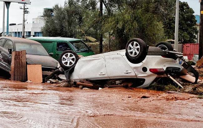Число жертв наводнения в Греции выросло до 23