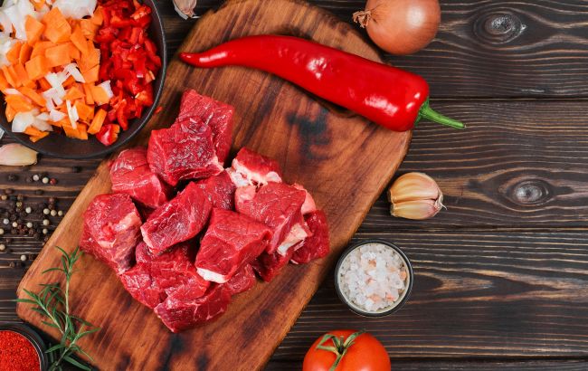 Как узнать свежесть мяса за секунду в магазине: простой способ