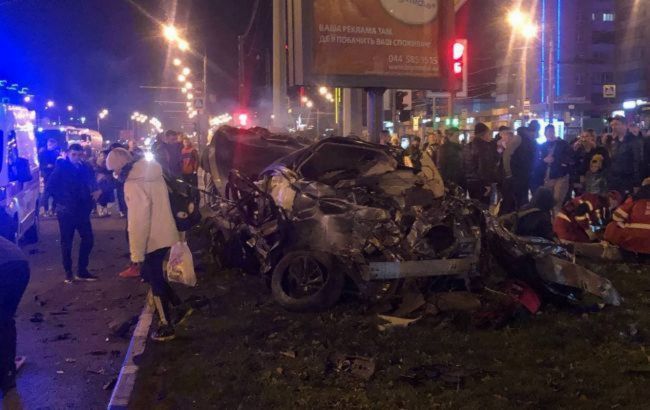 Смертельное ДТП в Харькове: родителям 16-летнего водителя Infiniti сообщили подозрение