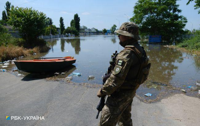 Українцям нагадали про мінну загрозу після підриву Каховської ГЕС