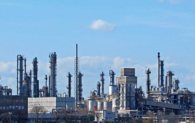 Химпредприятия РФ пытаются полностью захватить рынок удобрений Украины, - эксперт