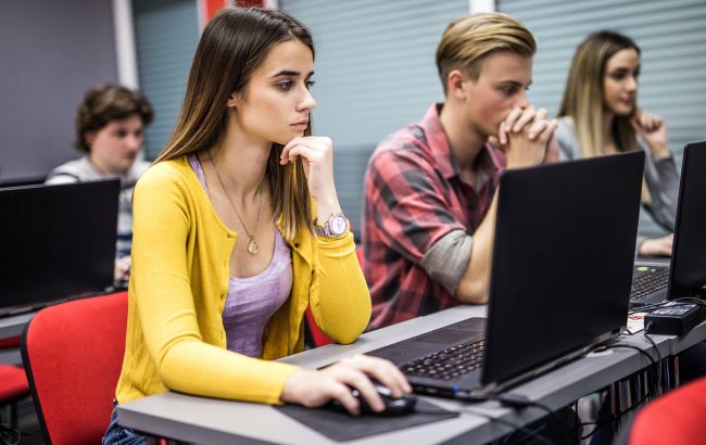 Кількість вступників на НМТ-2026 різко зросла: які предмети стали найпопулярнішими