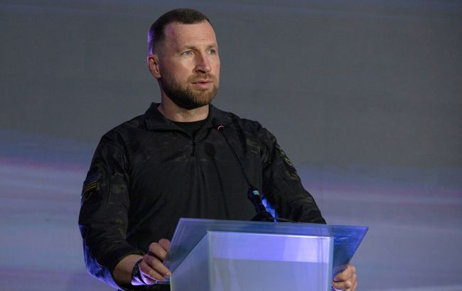 У Міноборони пояснили звільнення Хмари: його не "списали" через ВЛК
