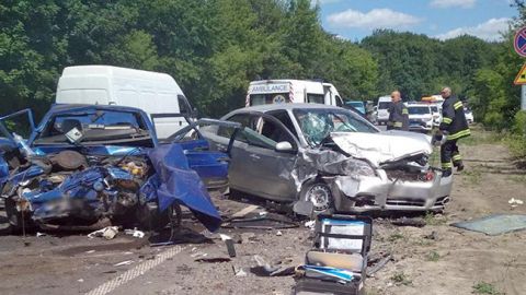 В Хмельницкой обл. столкнулись автомобили, есть погибший и пострадавшие