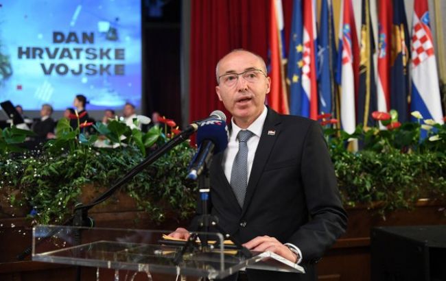 Міністр оборони Хорватії подав у відставку після падіння літака ВПС