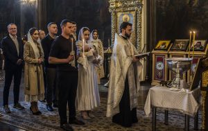 Скільки хрещених може бути у дитини, як їх обрати і що заборонено: роз'яснення ПЦУ