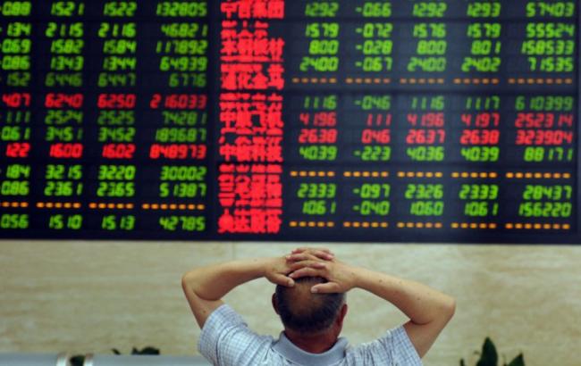 Біржі Китаю закрилися падінням котирувань