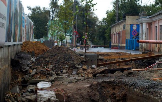 Строительство элитной высотки вызвало оползень на пляже в Одессе