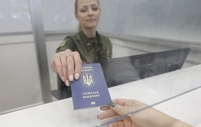 МЗС пропонує заборонити поїздки до Росії за внутрішніми паспортами