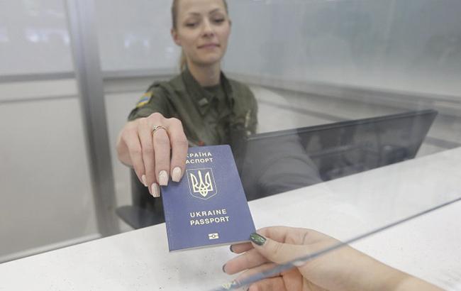 В Україні днями очікується видача 10-мільйонного закордонного біометричного паспорта