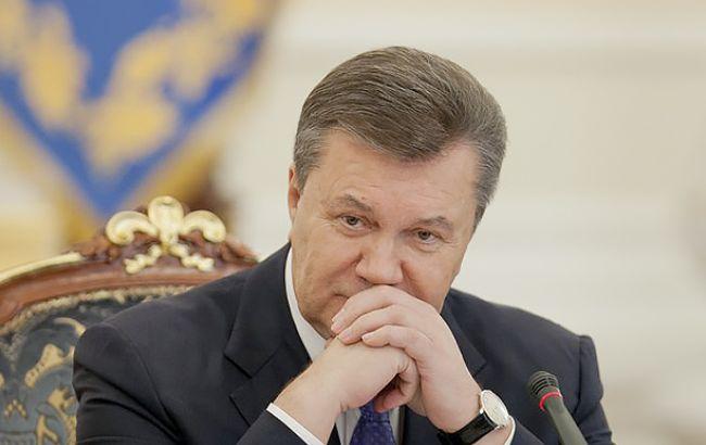 Суд Києва продовжив засідання у справі Януковича