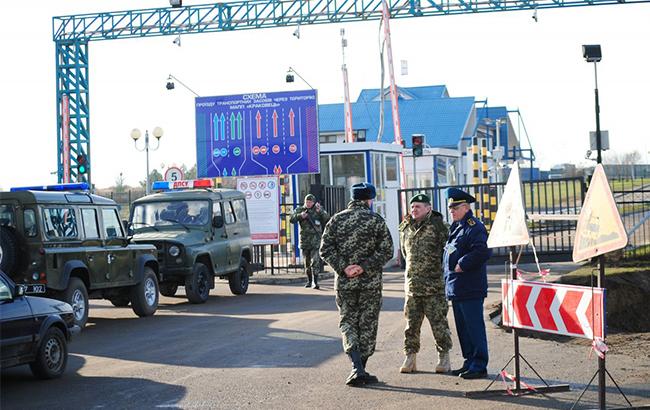 В Госпогранслужбе назвали количество изъятых за год оружия и боеприпасов