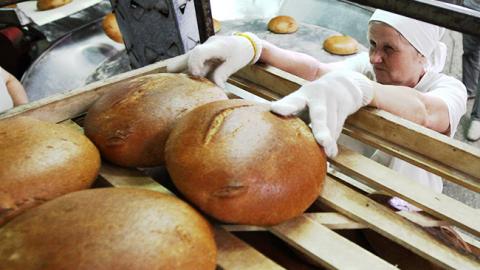 У мережі розповіли, чим небезпечний магазинний хліб