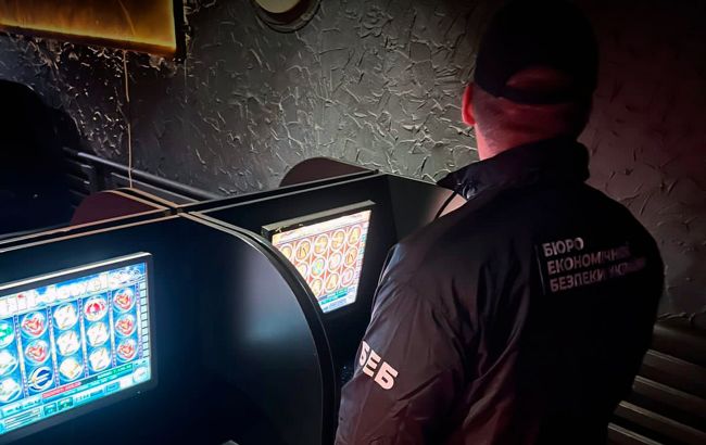 В Украине из-за неуплаты налогов арестовали 700 млн гривен на счетах одного из онлайн-казино