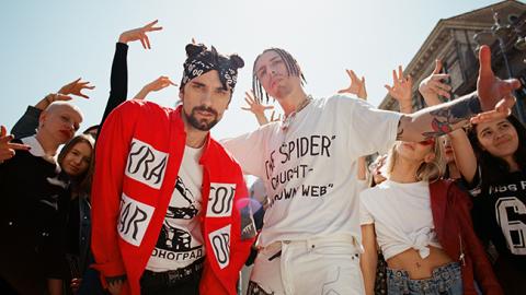 "Это опасно": эпатажные участники группы "Агонь" высказались о "музыке вне политики"