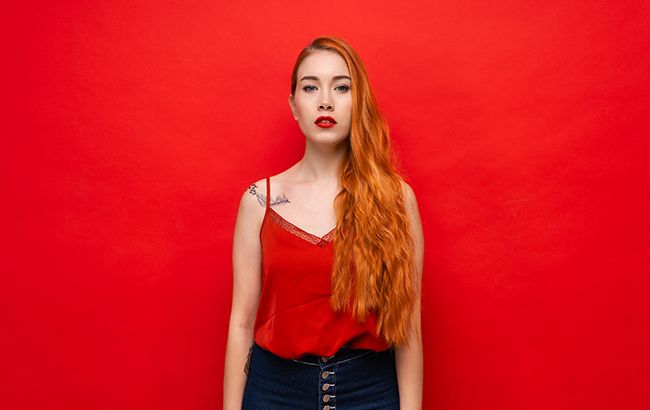 Светлая грусть: певица из Луганска сняла клип во Львове и "взорвала" сеть