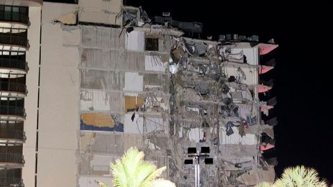 Обвалення будівлі в Маямі: кількість постраждалих зросла до 30 осіб