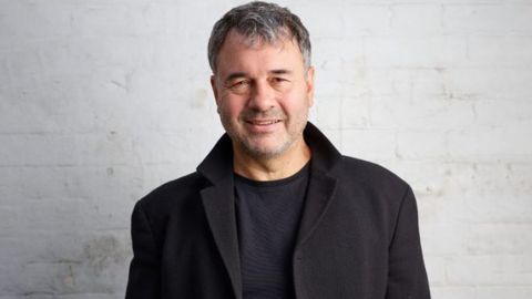 В Київ їде знаменитий письменник Річард Морган