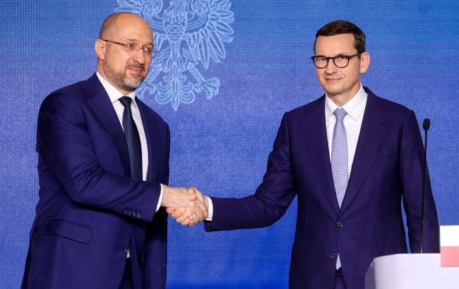 Поможет стать независимее от России: Польша хочет добывать газ в Украине