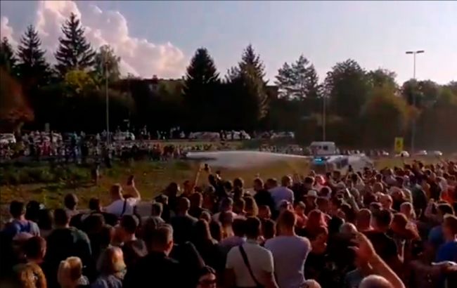 В Словении тысячи людей вышли на акцию против карантина. Полиция применила водометы