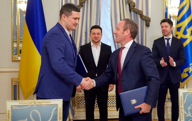 Не только перепись. Стали известны подробности меморандума Украины и Apple