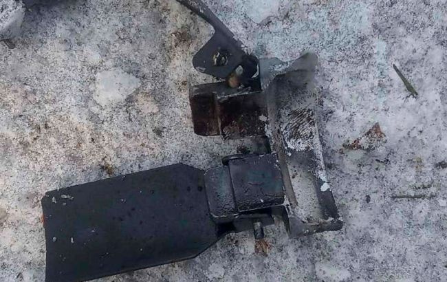 Російська авіація атакувала касетними бомбами селище у Харківській області