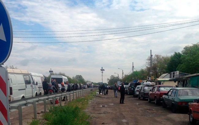 Оккупанты пропустили колонну эвакуированных мариупольцев в Запорожье