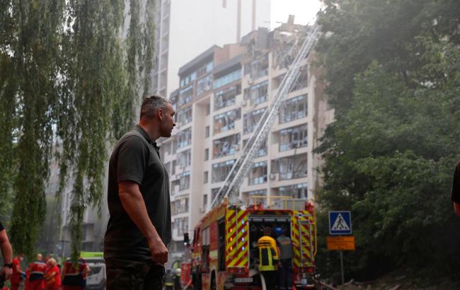 Ракетный удар по жилому дому Киева: число пострадавших продолжает расти