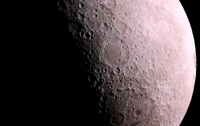 NASA восстановило связь со спутником, направляющимся к Луне