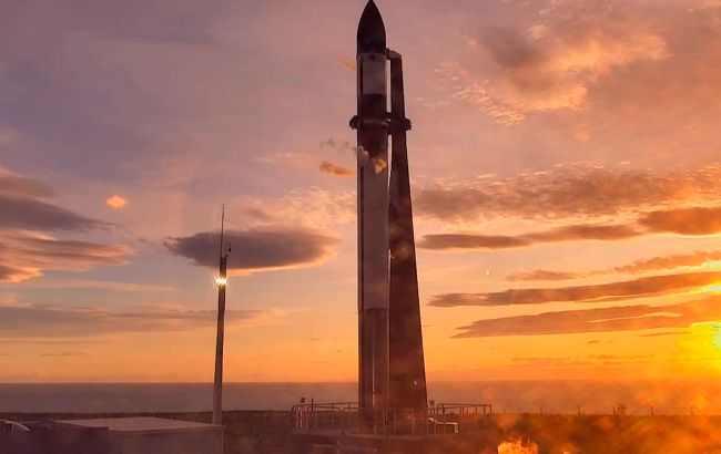 Rocket Lab відправила у космос супутник-розвідник США: відео запуску ракети